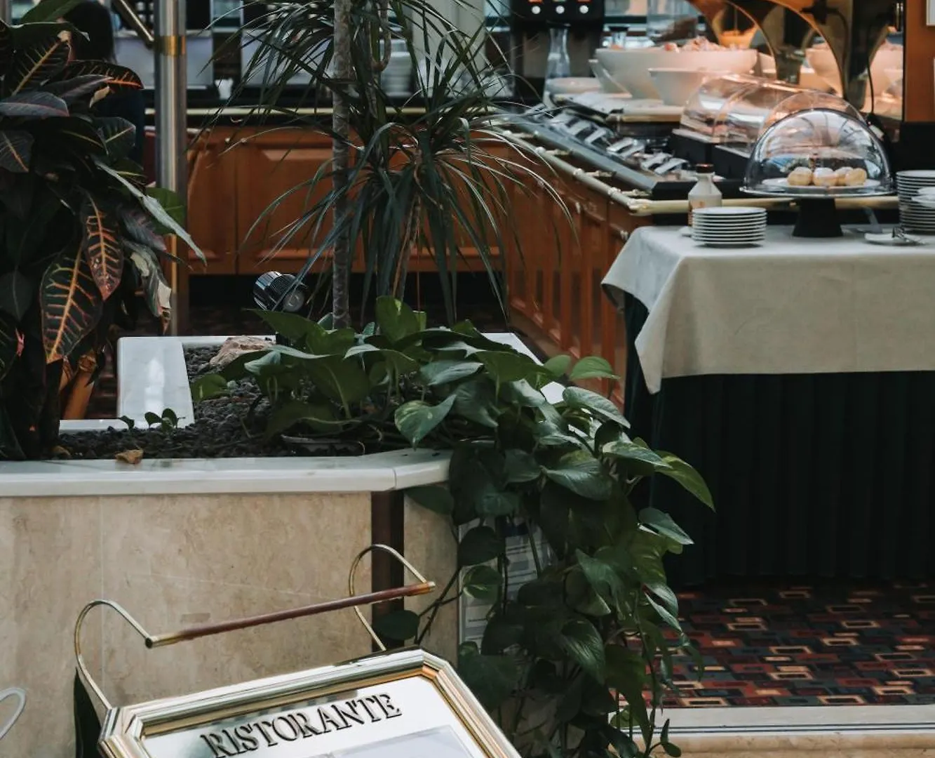 Royal Garden Assago Milano Hotel 4*,  Italy
