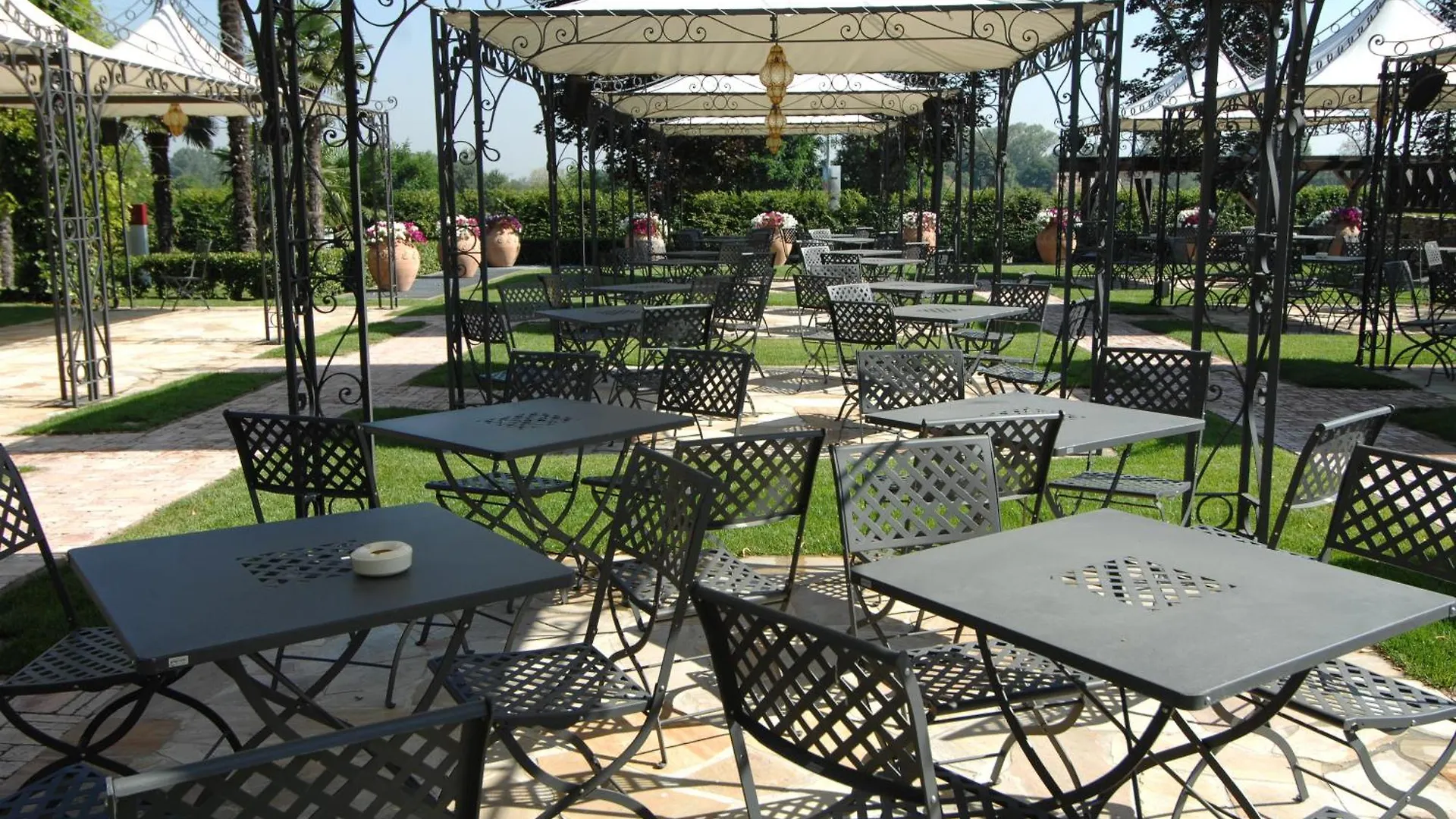 Royal Garden Assago Milano Hotel