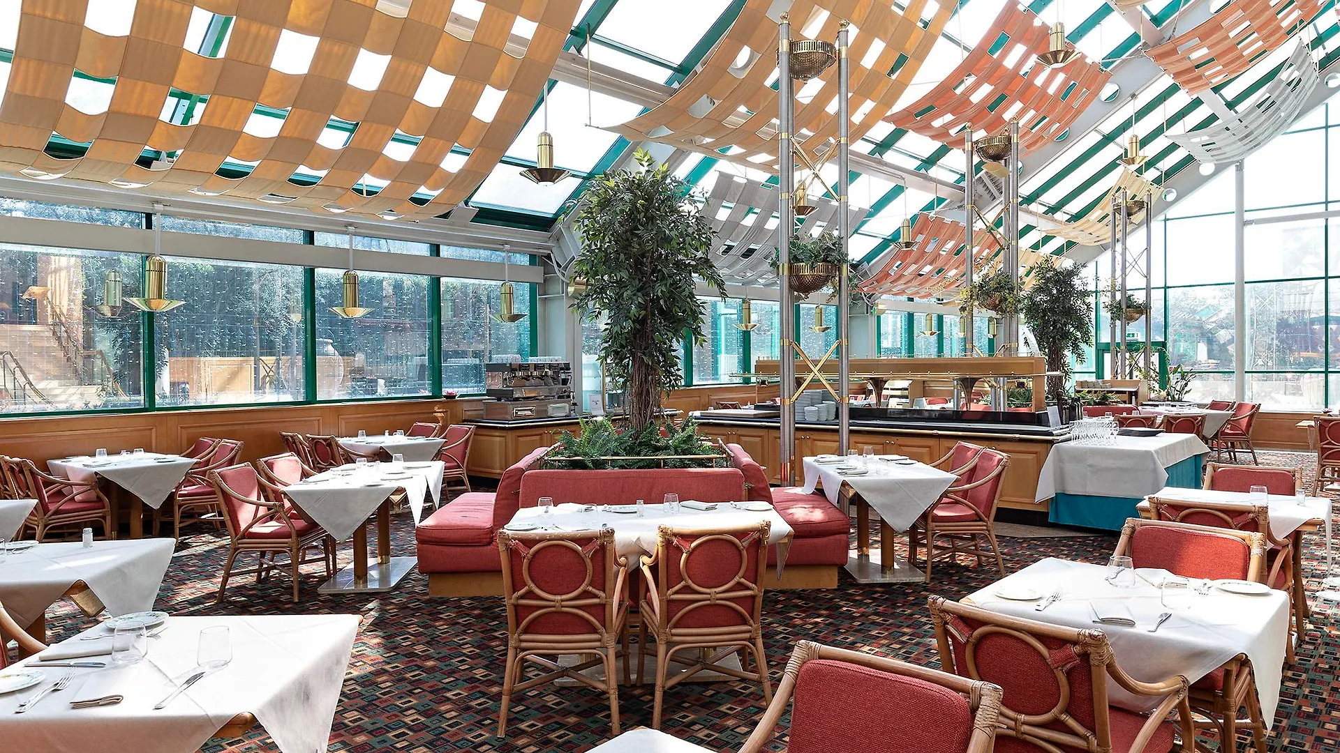 Hotel Royal Garden Assago Milano 4*,  Italia