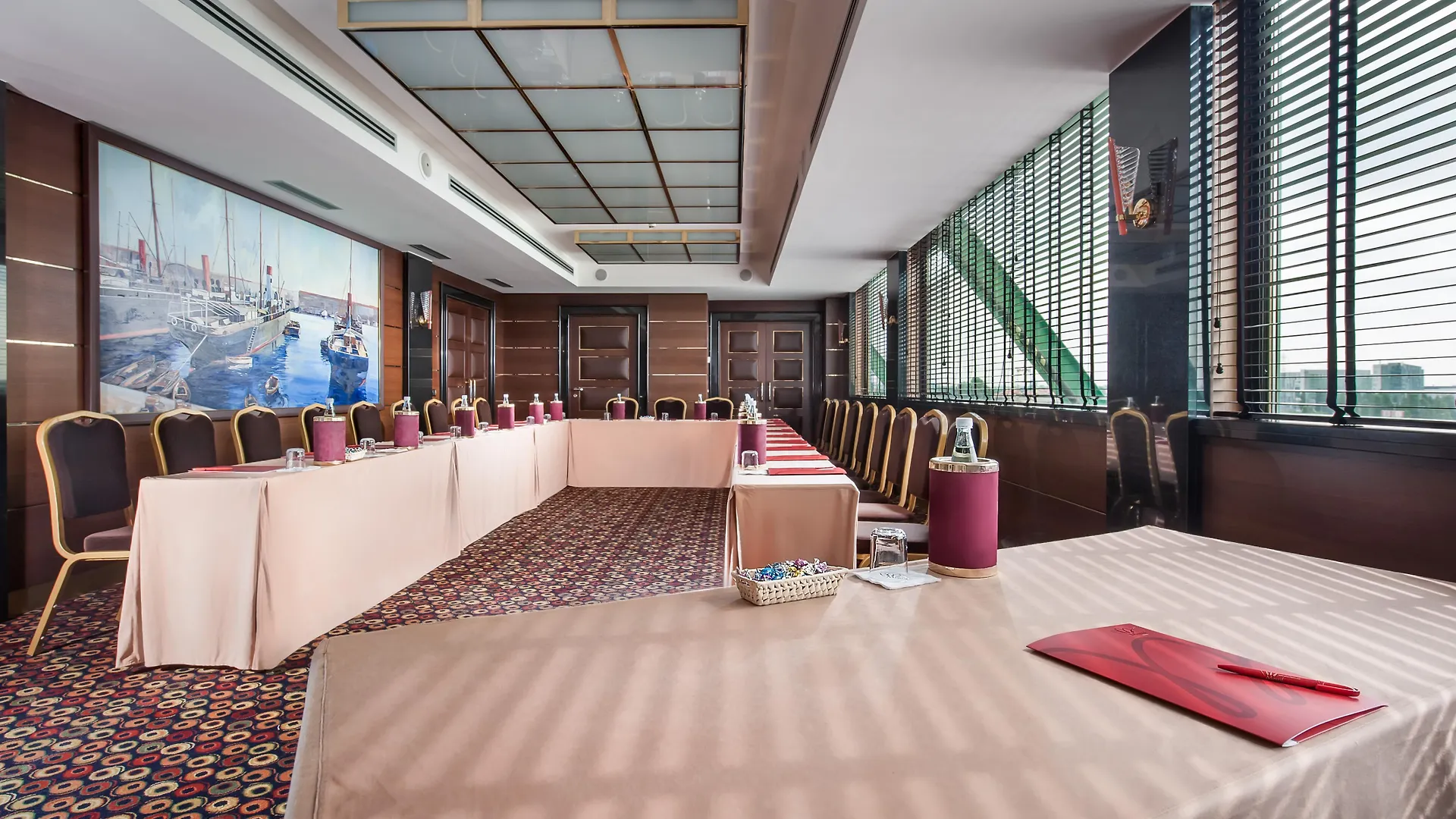 Hotel Royal Garden Assago Milano 4*,  Italia