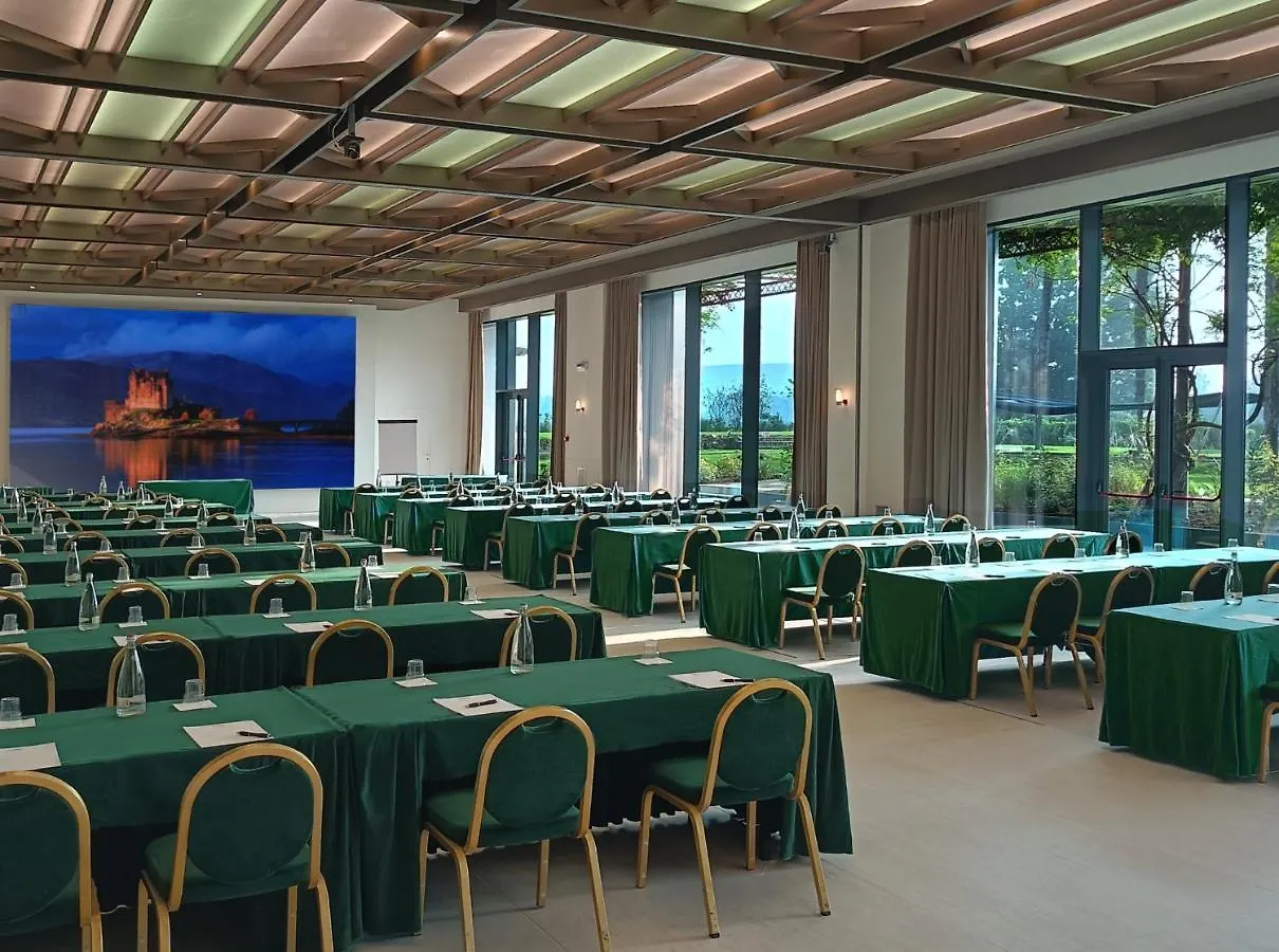 Hotel Royal Garden Assago Milano 4*,