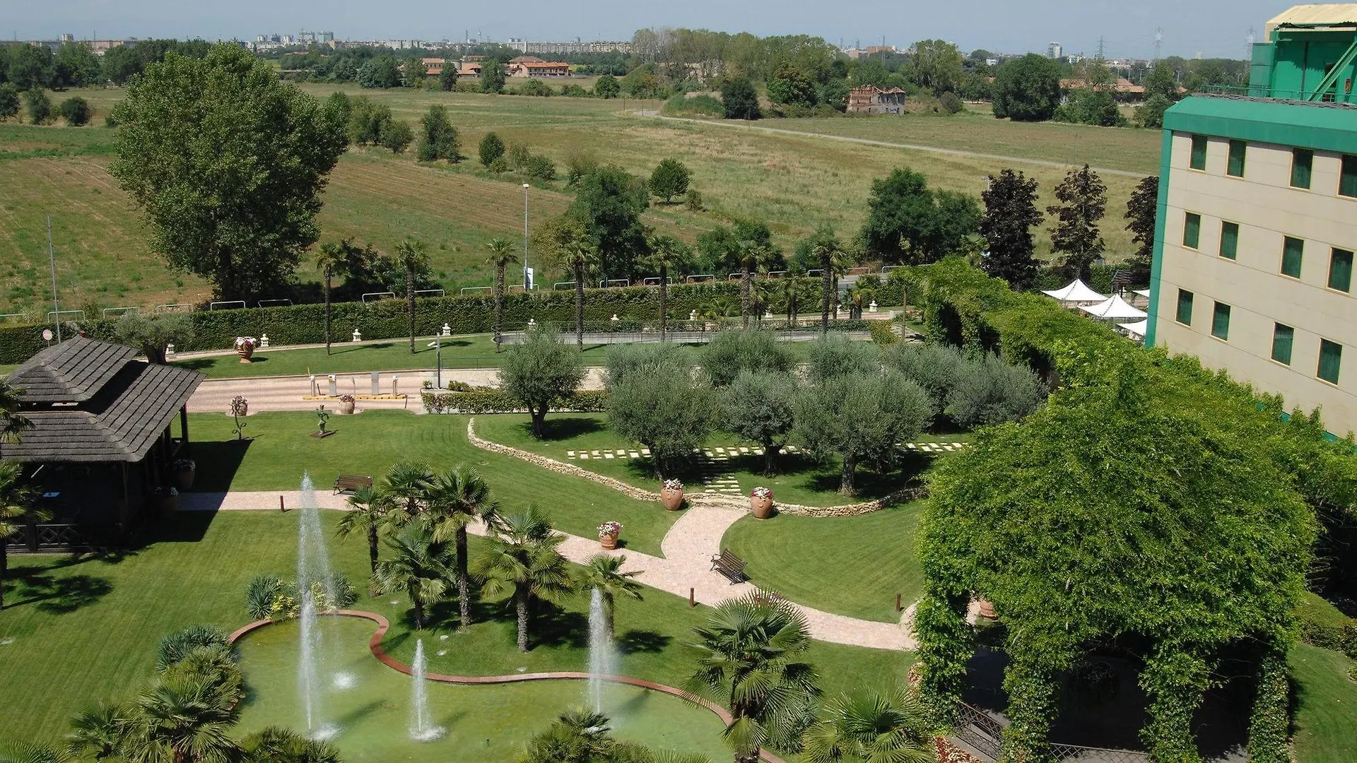 Hotel Royal Garden Assago Milano 4*,